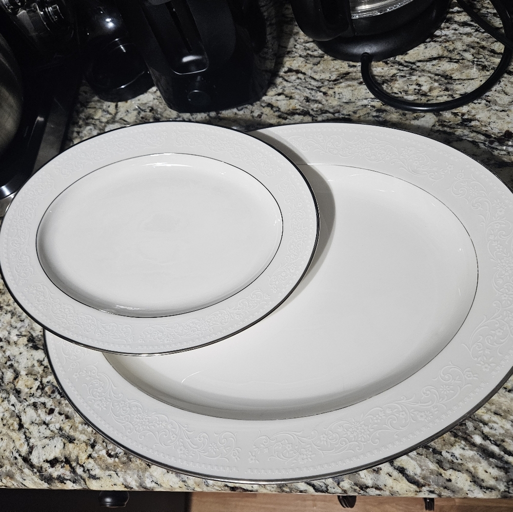 Noritake dinnerware - Picture 5 of 9